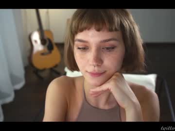 webcam girl luna_ai live cam image #3762013