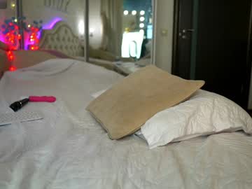 webcam girl oh_julie live cam image #10659664
