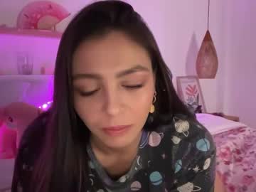 webcam girl keirasworld live cam image #12702589