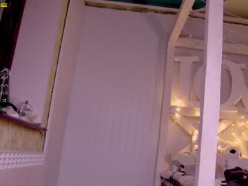 webcam girl careful_i_bite live cam image #2030258