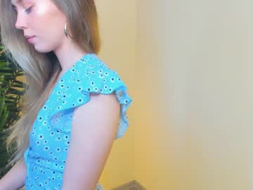 webcam girl katrin_tangerine live cam image #8978325