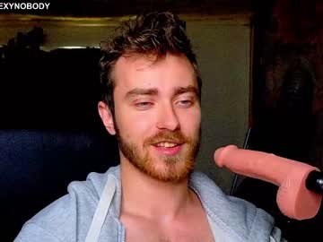 webcam man basicallynobody live cam image #9390540