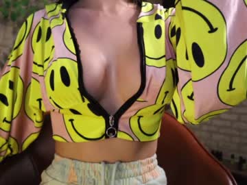 webcam girl welcome2pleasureland live cam image #1839571
