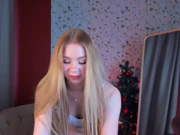 webcam girl cassie_palmer live cam image #11457463