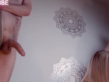 webcam girl careful_i_bite live cam image #10203725