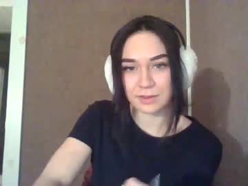 webcam girl heidiknight555 live cam image #4695518