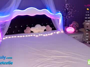 webcam girl masha_sexy live cam image #3805337