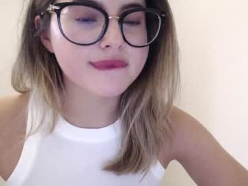 webcam girl playnofuckinggames live cam image #2004225