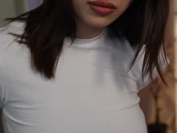 webcam girl karina_amiri live cam image #10103033