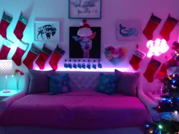 webcam girl holihurricane live cam image #8077052