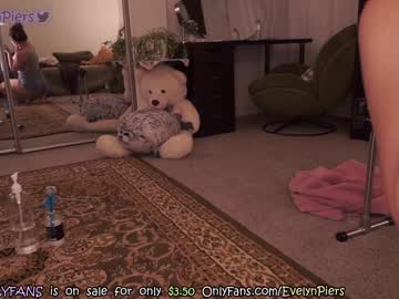 webcam girl evelynpiers live cam image #6531020
