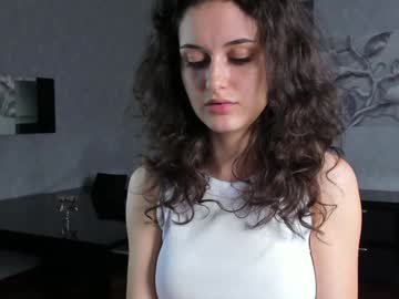 webcam girl may_dance live cam image #9903356