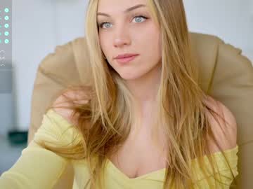 webcam girl mia_milagros live cam image #5498667