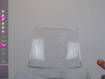 webcam girl onlyxlicious_cb live cam image #10031765