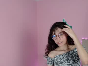 webcam girl little_effy18 live cam image #1411384