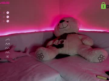 webcam girl fallen_angel_18 live cam image #5662979