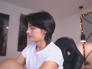 webcam girl laura_roldan live cam image #9206589