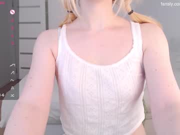 webcam girl illegaldream live cam image #11812259