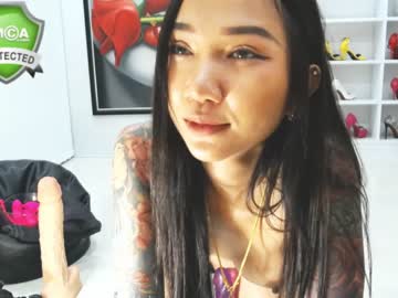 webcam girl asianqueen93 live cam image #3936095