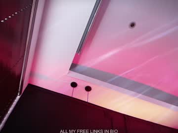 webcam girl charlotte_germanotta_ live cam image #10600677
