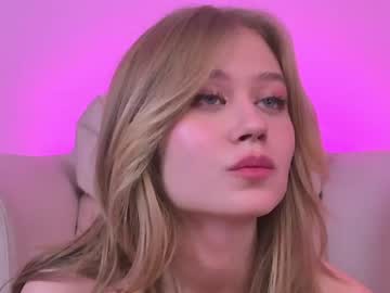 webcam girl shycinderella live cam image #535425