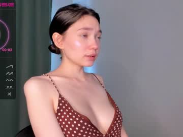 webcam girl bzzzme live cam image #6347110