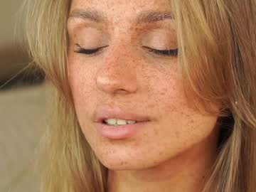 webcam girl artease live cam image #10811793