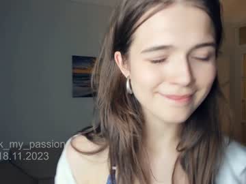 webcam girl look_my_passion live cam image #7692386