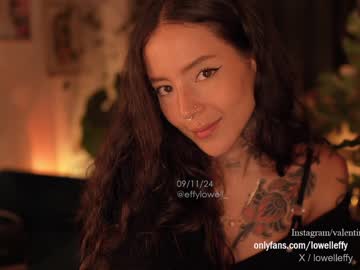 webcam girl effylowell_ live cam image #11000542