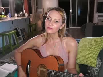 webcam girl kaileeshy live cam image #2831075