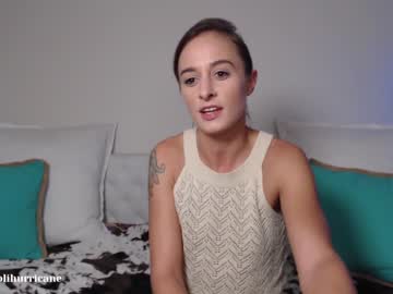 webcam girl holihurricane live cam image #101584