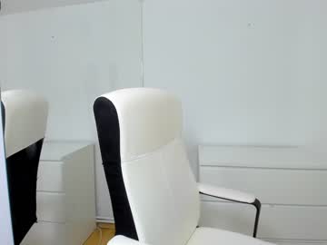 webcam girl ingridblondy94 live cam image #2947494