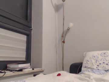 webcam girl clara_trec live cam image #1265327