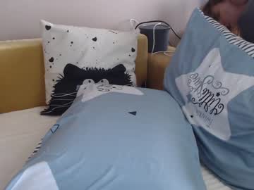 webcam girl juicy_peach88 live cam image #3599792
