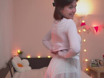 webcam girl tiny_miracle live cam image #9612976