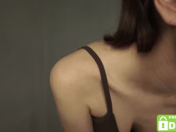 webcam girl tessarosse_ live cam image #6003320