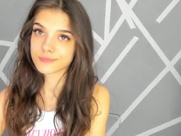 webcam girl babyaylin live cam image #11448680