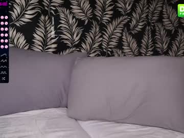 webcam girl fallen_angel_18 live cam image #2182711