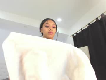 webcam girl _monserrat__ live cam image #9721455