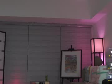 webcam girl belle_adrienne live cam image #11256564