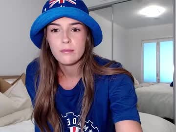 webcam girl parisbabyxox live cam image #11691103