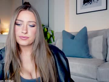 webcam girl x_lily_x live cam image #9524280