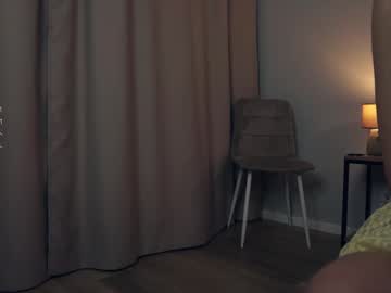webcam girl mildredgarrett live cam image #11712423