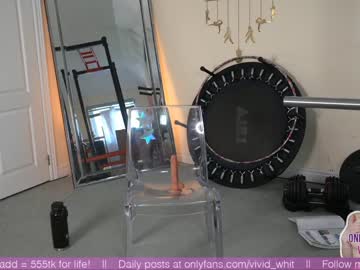 webcam girl vivid_whit live cam image #2386283