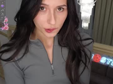 webcam girl yononeey live cam image #10955830