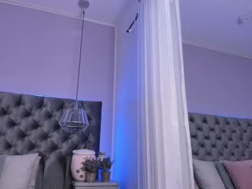 webcam girl naomii_soto live cam image #10147888