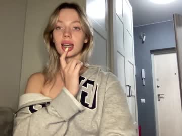 webcam girl angel_from_sky live cam image #3734017