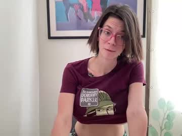 webcam girl naomi_reah live cam image #10830937