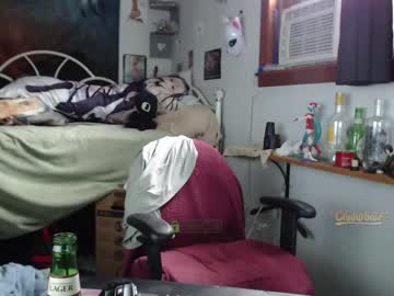 webcam man bedghost live cam image #2852933