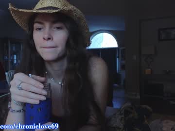 webcam girl chroniclove live cam image #5579345